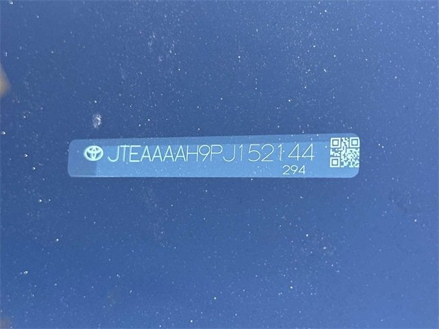 2023 Toyota Venza Base