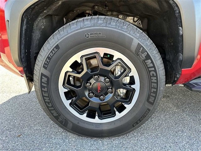 2025 Toyota 4Runner Hybrid TRD Off Road