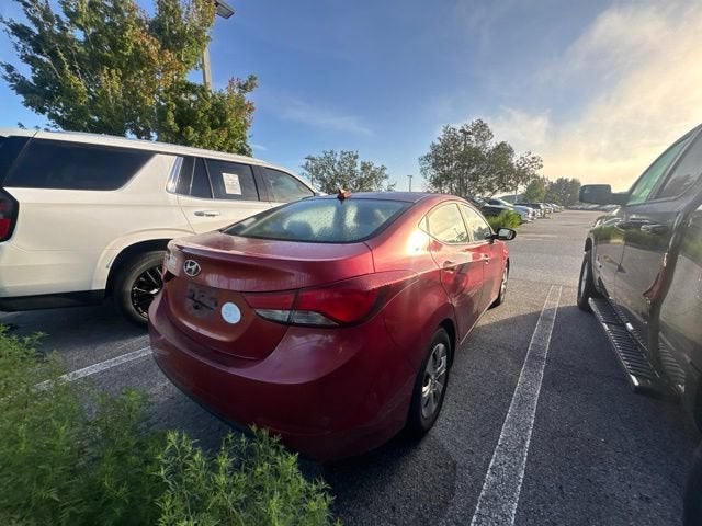 2016 Hyundai Elantra SE