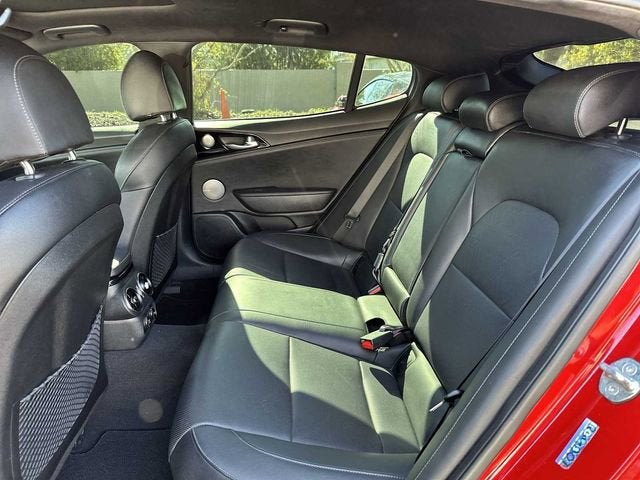 2023 Kia Stinger GT-Line