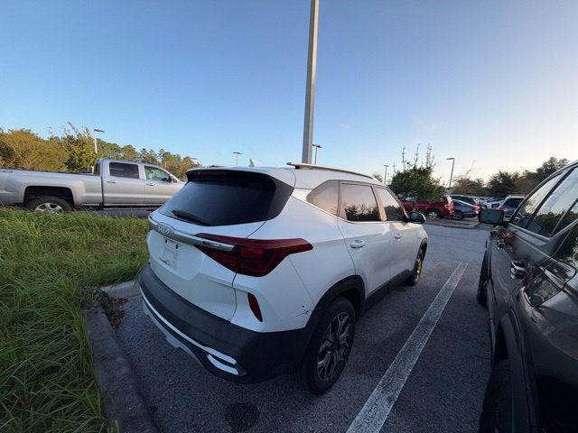 2022 Kia Seltos EX