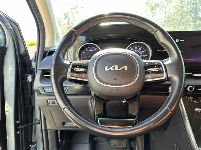 2022 Kia Carnival SX