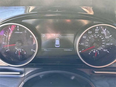 2022 Kia Carnival SX