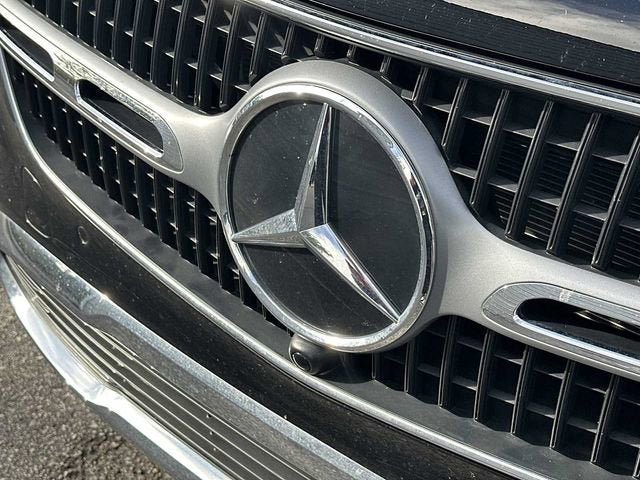 2025 Mercedes-Benz GLC 300 SUV