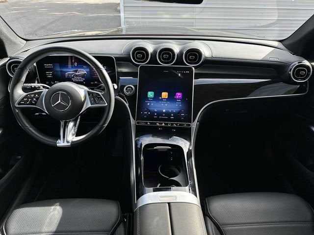 2025 Mercedes-Benz GLC 300 SUV