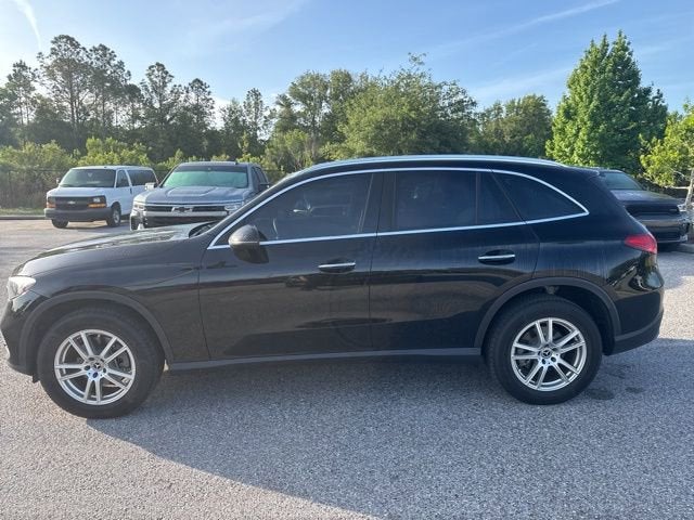 2025 Mercedes-Benz GLC 300 SUV