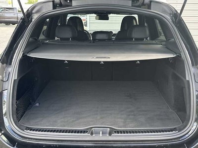 2025 Mercedes-Benz GLC 300 SUV