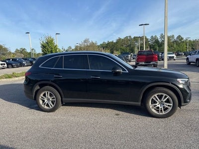2025 Mercedes-Benz GLC 300 SUV