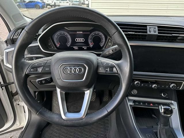 2020 Audi Q3 Premium Plus 45 TFSI quattro Tiptronic