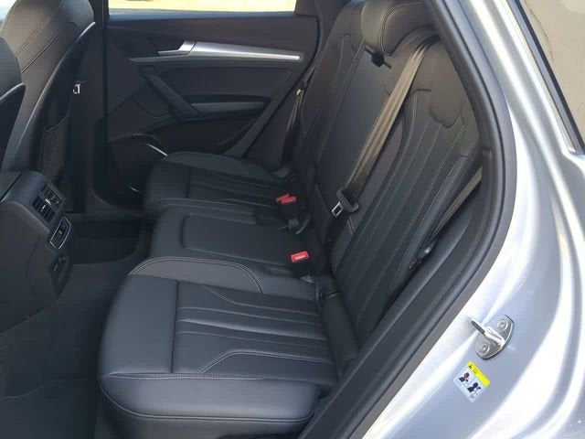 2025 Audi Q5 Premium 45 TFSI S line quattro