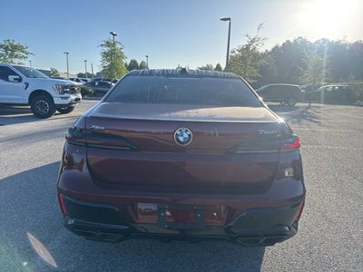 2023 BMW 760 i xDrive