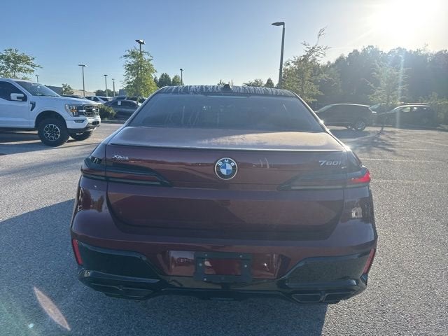 2023 BMW 760 i xDrive