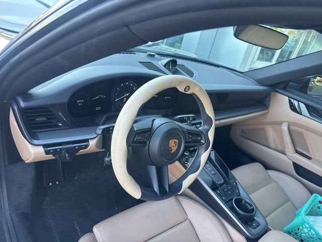 2021 Porsche 911 Carrera