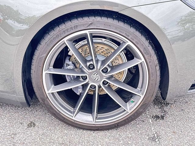 2021 Porsche 911 Carrera
