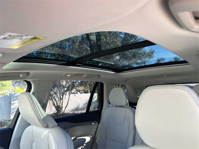 2025 Volvo XC90 Plus