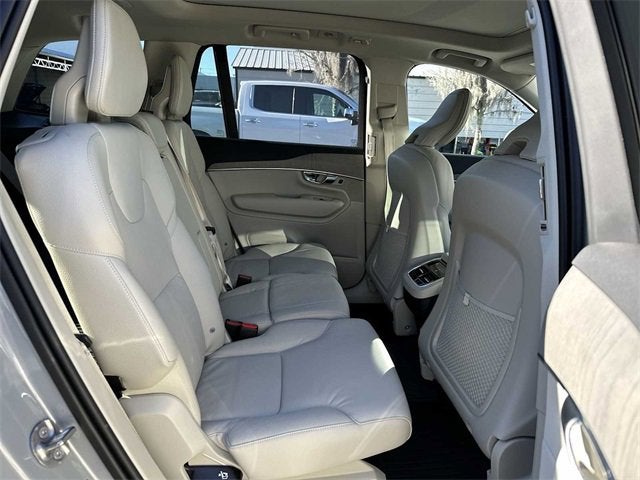 2025 Volvo XC90 Plus