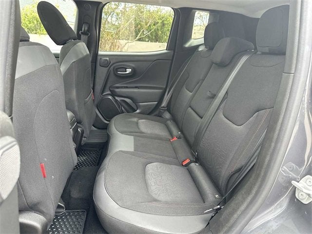 2022 Jeep Renegade Trailhawk