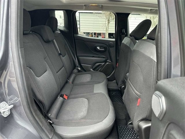 2022 Jeep Renegade Trailhawk