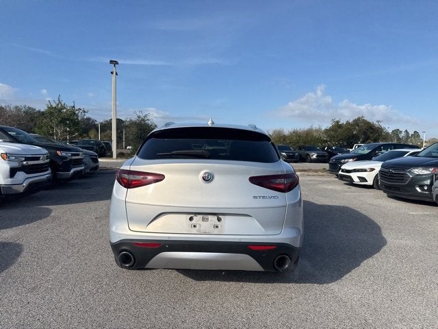2020 Alfa Romeo Stelvio Base
