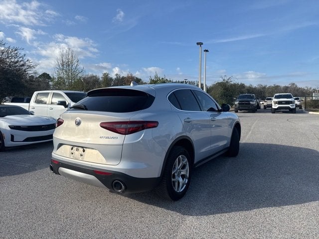 2020 Alfa Romeo Stelvio Base