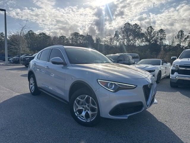 2020 Alfa Romeo Stelvio Base